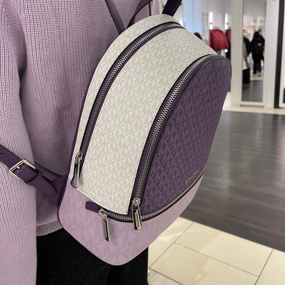 MICHAEL KORS Rhea Medium Zip Color-Block Signature Logo Backpack
Dark Purple NWT - Picture 2 of 16